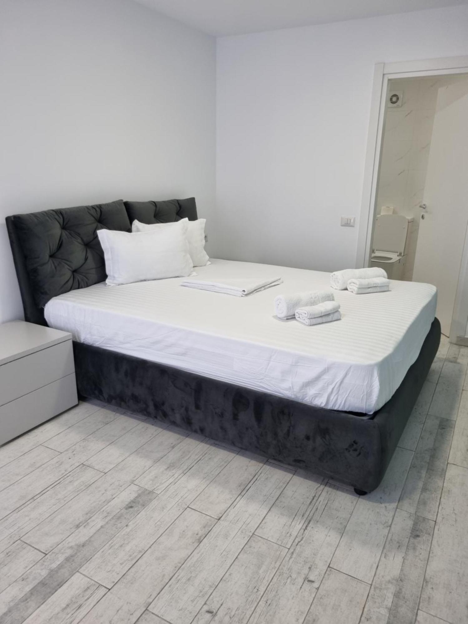 Olimp Sea View Apartments Etajul 10 Стая снимка
